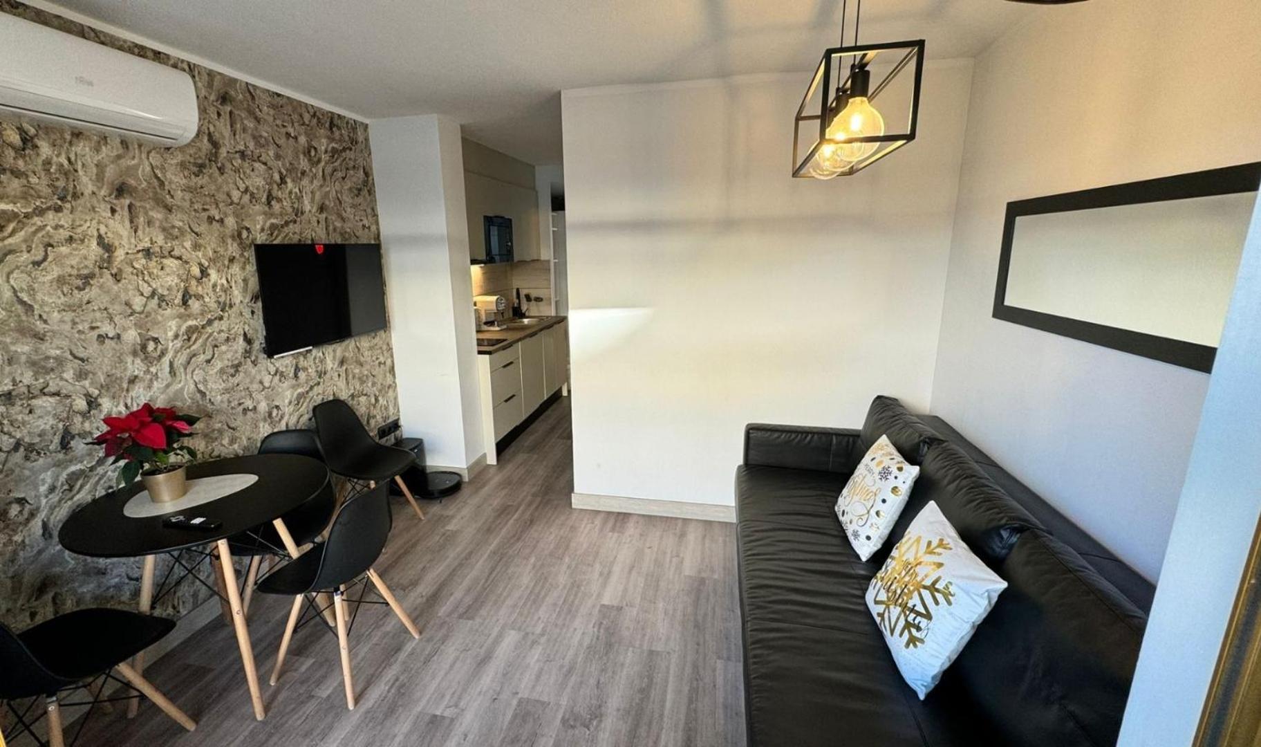 A Estrenar Preciosos Apartamentos Aparthotel Inter2, New Apartments Ln Aparthotel 12 Months Open! Self Check In! Reserva Garaje! Salou Luaran gambar